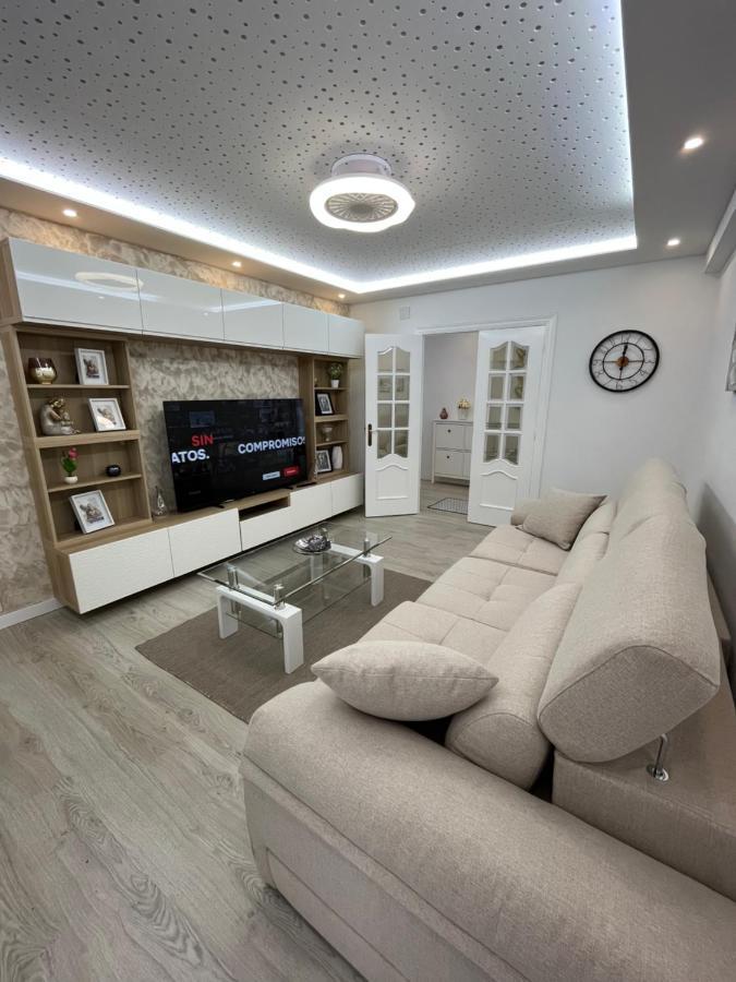 הארו Apartamentos C&E מראה חיצוני תמונה